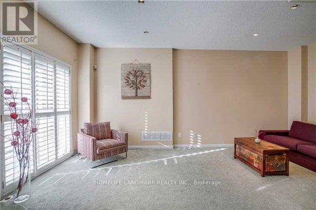 Photo - 15 St Moritz Way