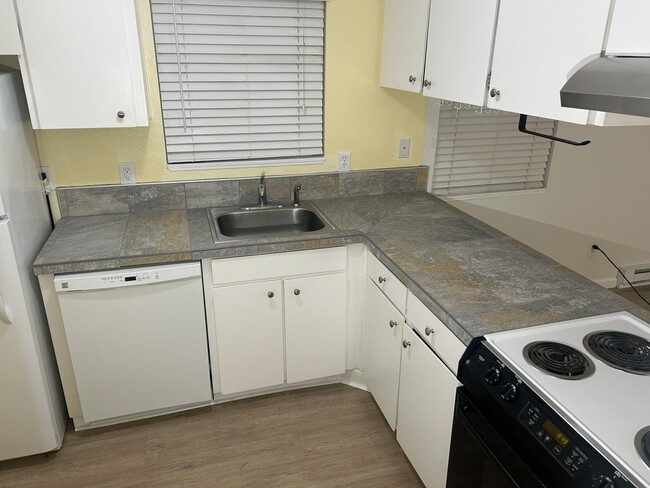 Cocina - 6470 SW 192nd Ave Unidad 6470