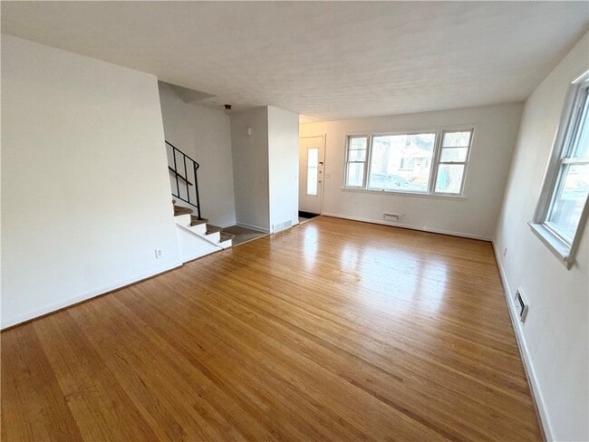 Photo - 214 Magnolia Ave