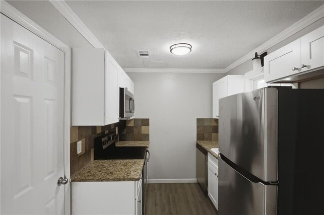 Photo - 218 Mill Creek Pl