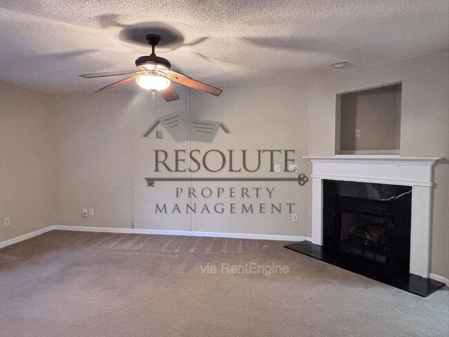 Photo - 404 Onondaga Ct