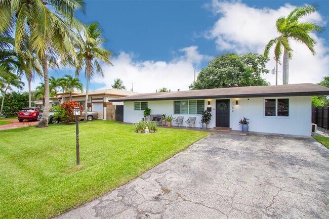 Photo - 7700 NW 15th St
