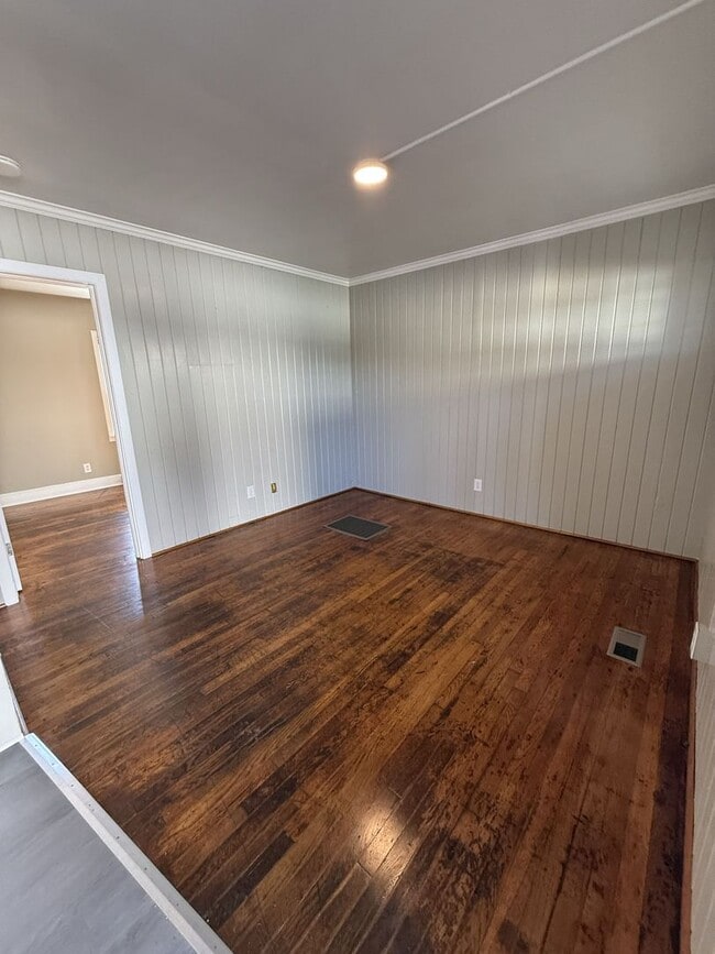 Photo - 1437-1459 W. Fourth St. - 12 Unit Unidad 1457 W. Fourth St.