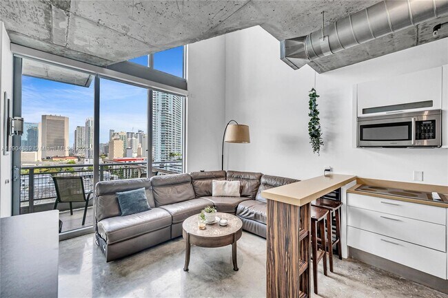 Photo - 690 SW 1st Ct Unit 1713