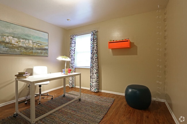 Second Bedroom/Study