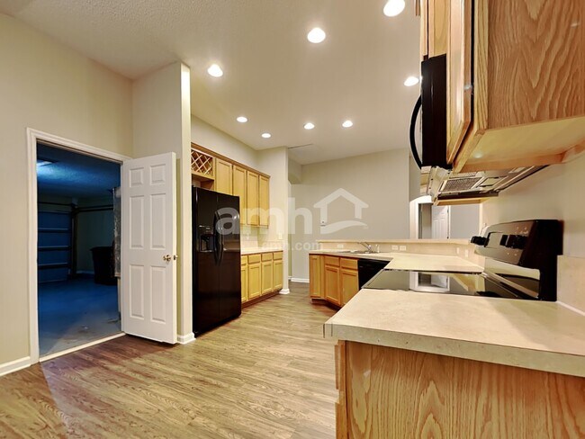 Photo - 2623 Creek Ridge Dr