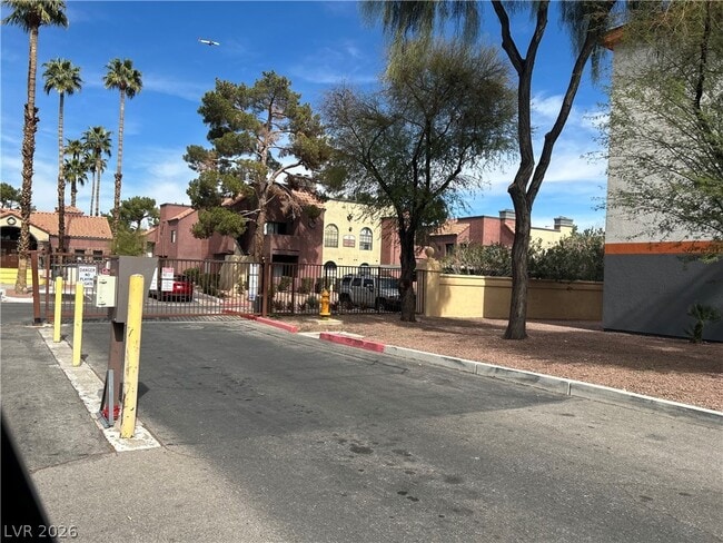 4458 Del Oro Dr