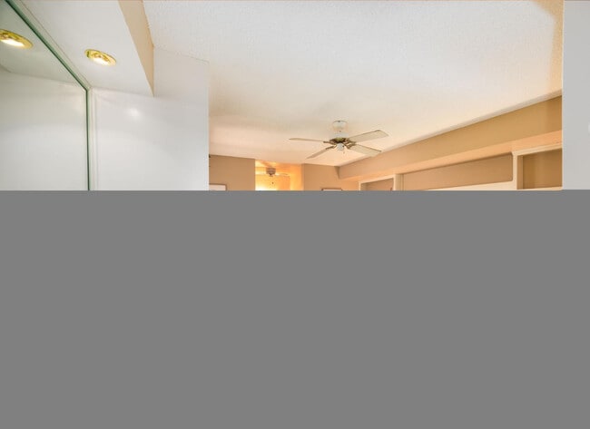 Photo - 9125 E Purdue Ave Unidad 206