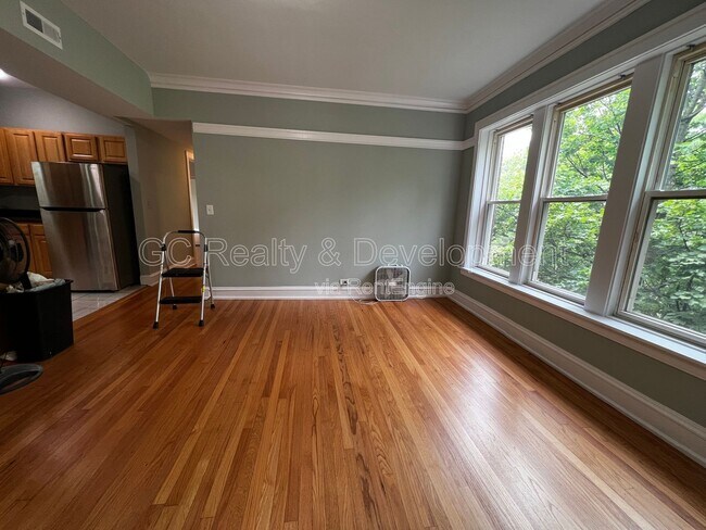 Photo - 2144 W Estes Ave Unit 2