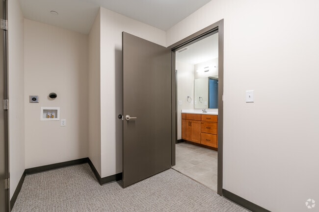 1BR, 1BA - 745SF - Utilities