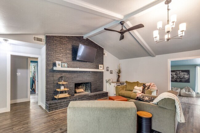 Photo - 2511 River Ridge