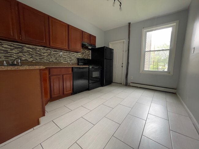 Building Photo - 62 Greenville Ave Unit 1 Rental