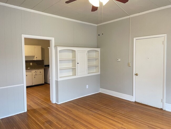 Photo - 107 S Broad St Unidad Apt. #1