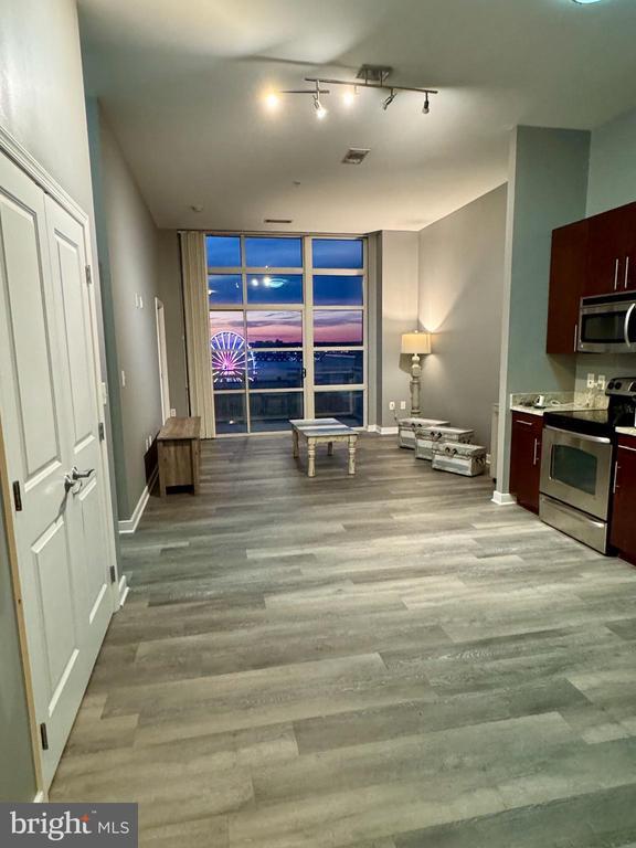 Photo - 157 Fleet St Unit PH14