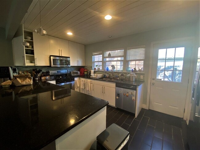 Photo - 3801 Avenue G Unidad A