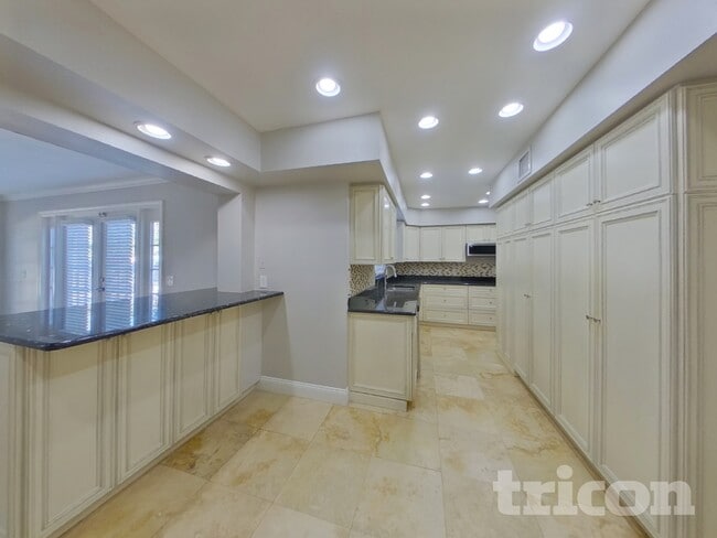 Photo - 11803 Willow Point Way