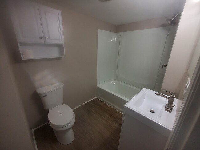 Photo - 6 Oswald St Unidad 1