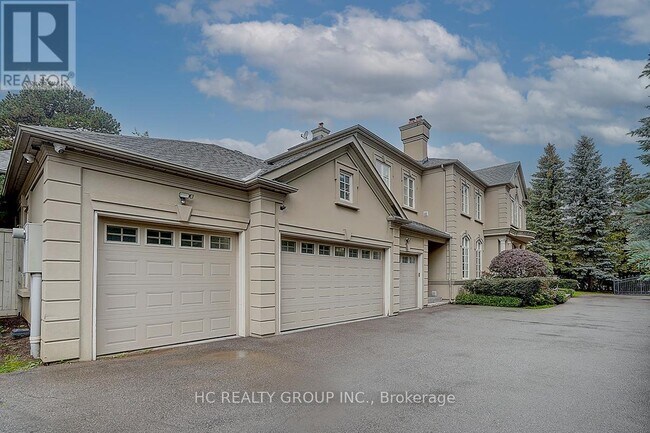 Photo - 193 The Bridle Path