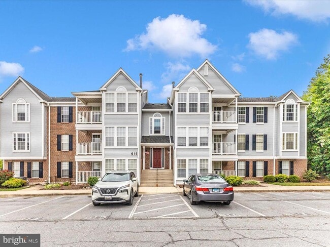 Building Photo - 615 Himes Ave Unit 112 Rental