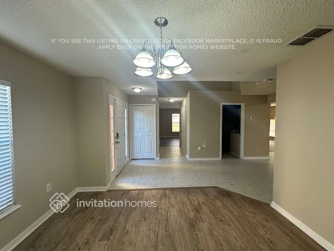 Photo - 3165 Hoover Dr