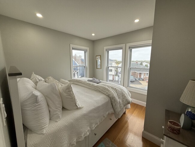 Photo - 1021 Winthrop Ave Apartment Unit #2