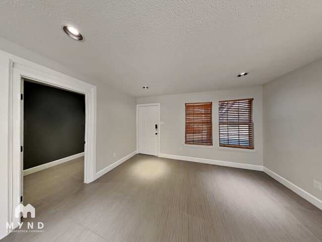 Photo - 5455 San Patricio Dr