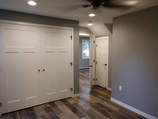 Photo - 210 W 5th Ave