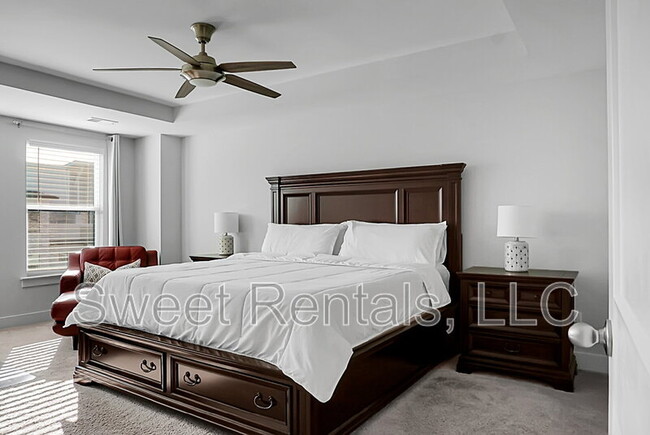 Photo - 4565 Mixson Ave