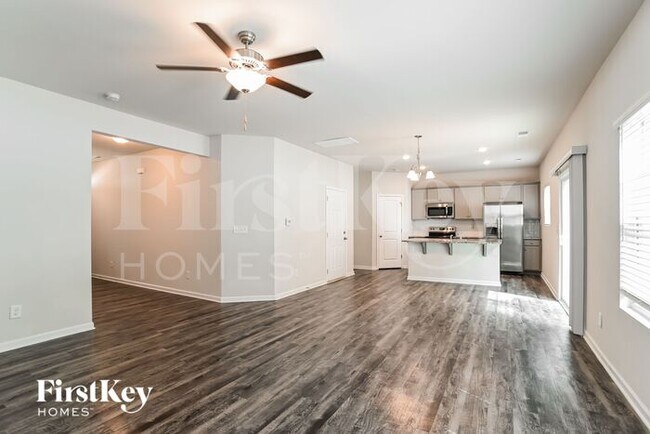 Photo - 9608 Hamel St