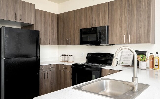 Photo - 17895 SW Higgins St Unit #17895