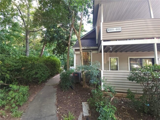 Photo - 602 Wynnes Ridge Cir SE