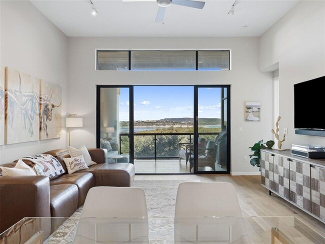 Building Photo - 5921 Hiline Rd Unit 1303
