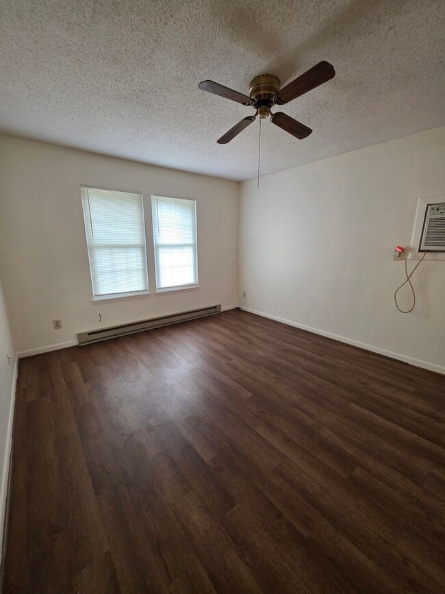 Photo - 3119 Bowers Ave Unit 3119-B Bowers Ave