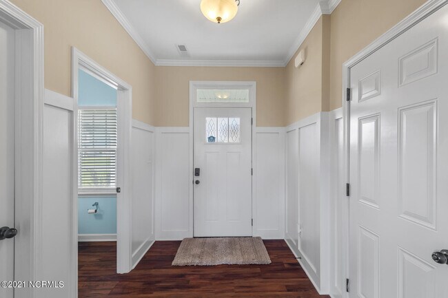 Photo - 402 Sea Buoy Ln