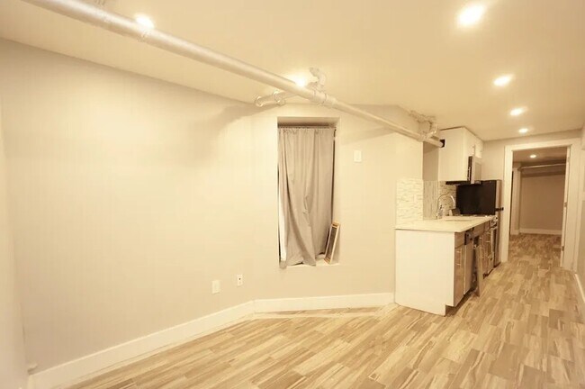 Photo - 510 Jackson Ave Unidad Basement