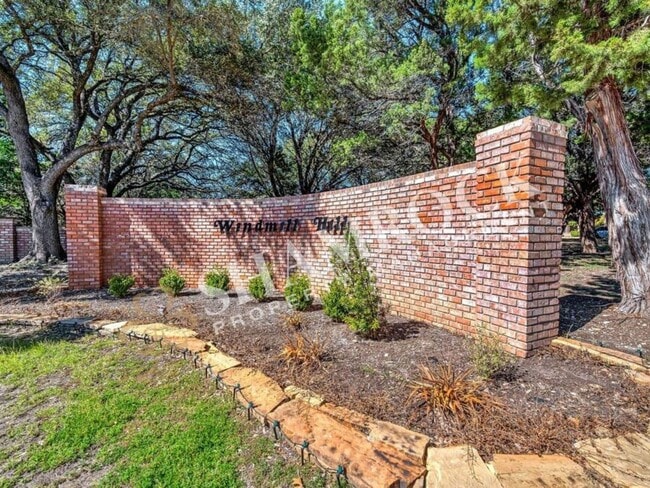 Photo - 4613 Westchester Dr