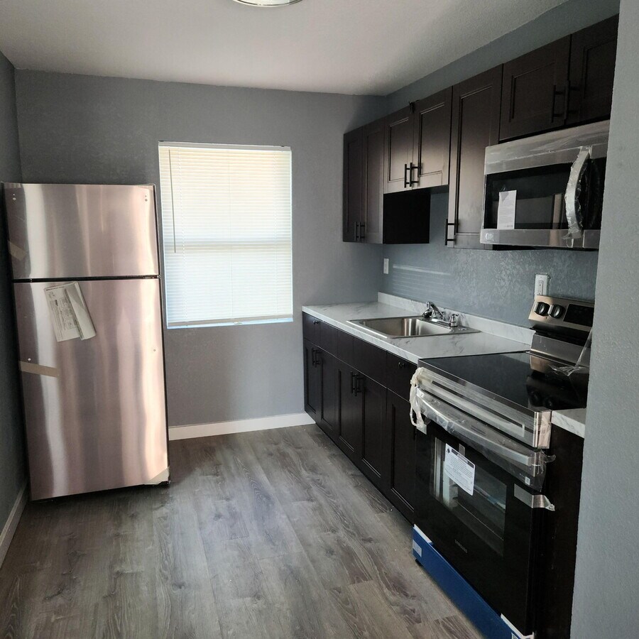 Photo - 229 NW 12th Ct Townhome