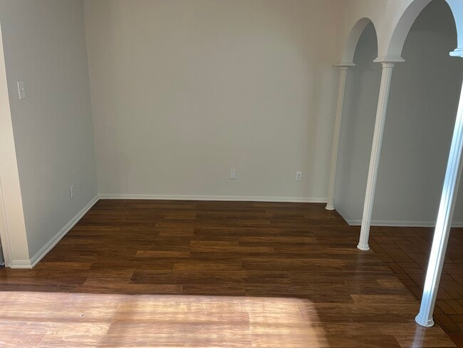 Photo - 3730 Fairfield Ave Unit 257