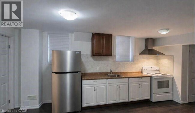 Photo - 95 Baffin Cres