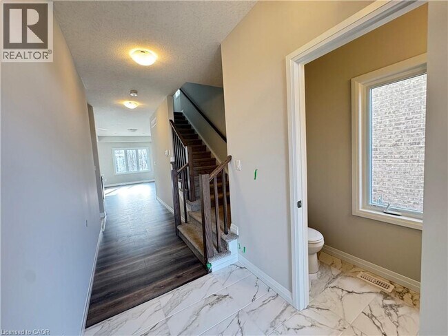 Photo - 113 Rivergreen Cres