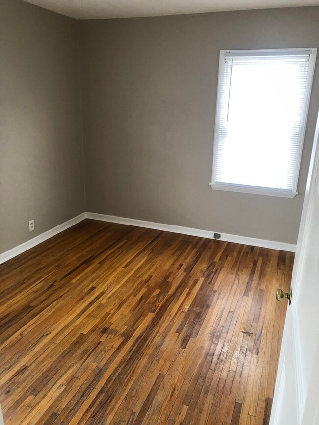 Photo - 2 Bed/1 Bath House for rent! SHOWINGS STARTING 7/27/26!