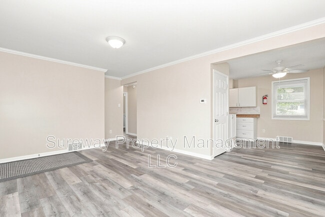 Photo - 208 Knight Ave