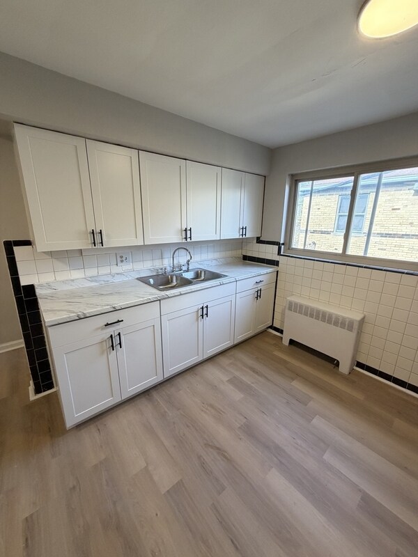 Photo - 7139 Eastlawn Dr