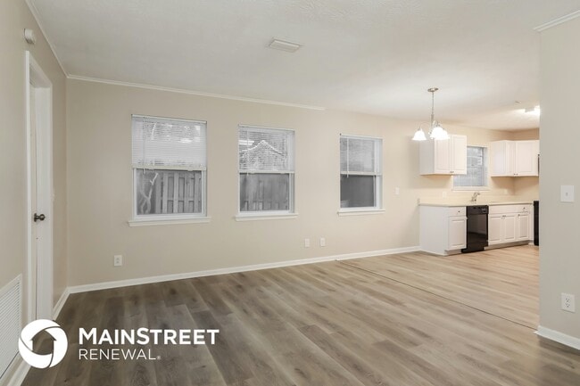 Photo - 2273 Holly Leaf Ln