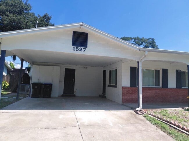 Photo - 1527 Leeway Ave