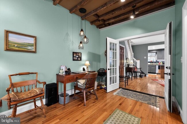 Photo - 2100 E Dauphin St