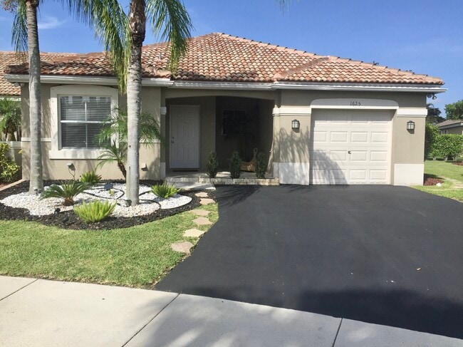 Photo - 1625 Orion Ln