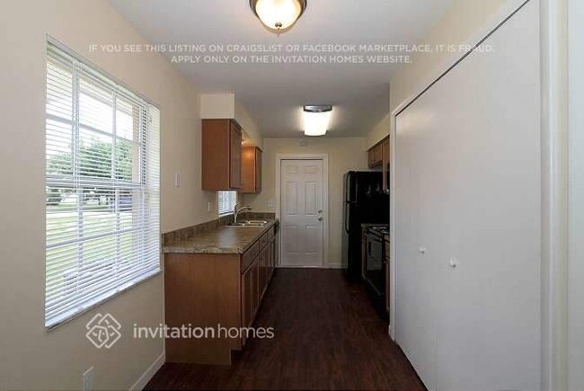 Photo - 896 McKenny Ave