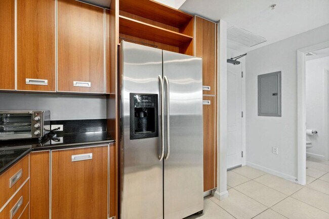 Photo - 410 Evernia St