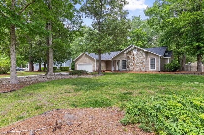 Photo - Charming 3-Bedroom Retreat with 2 Full Bat...